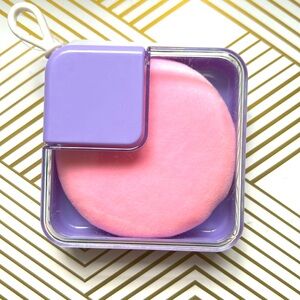 Powder Puff with Case. Color: Purple.